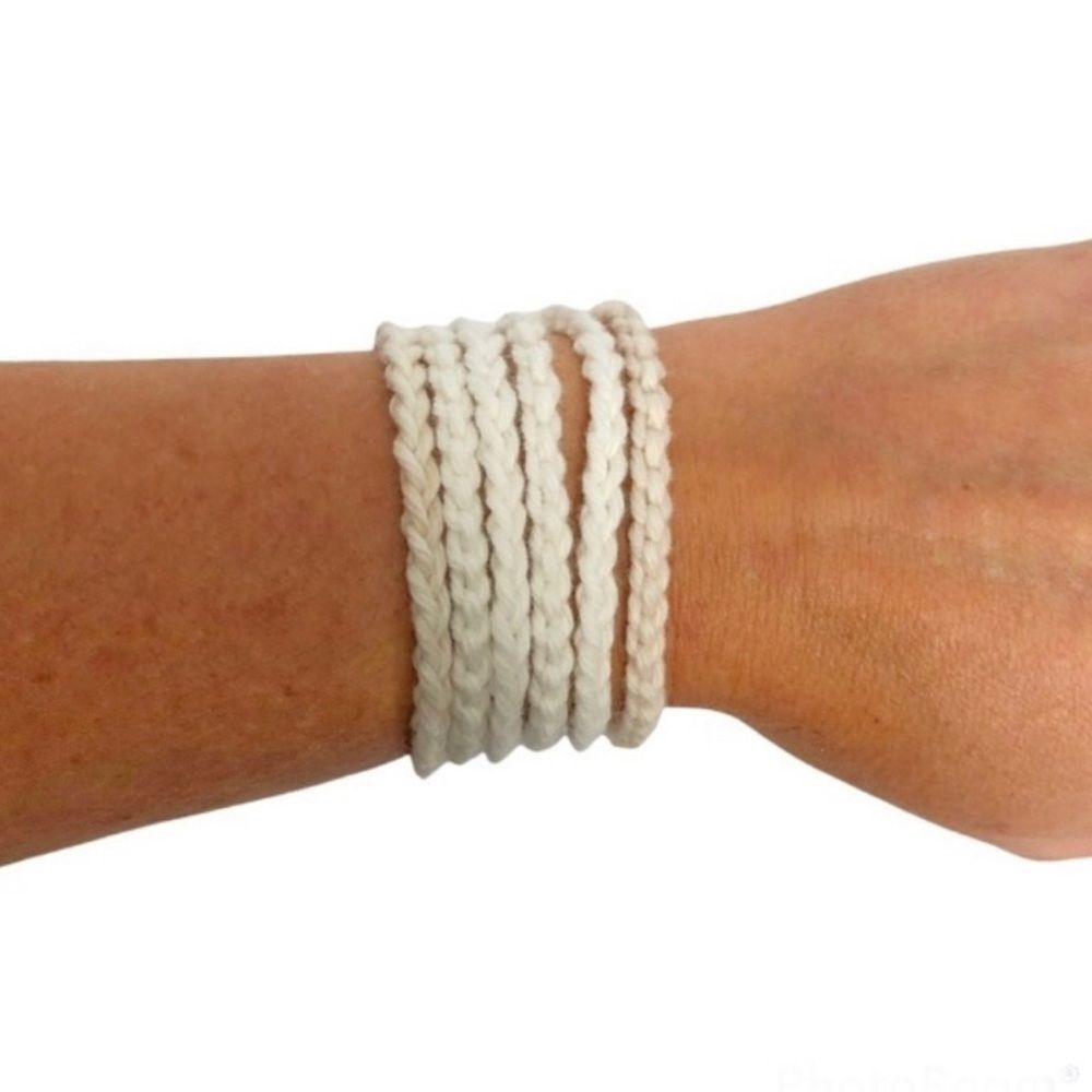Hand Crafted Crochet Boho Cuff Bracelet Size 8” Beige Wood Button Coastal